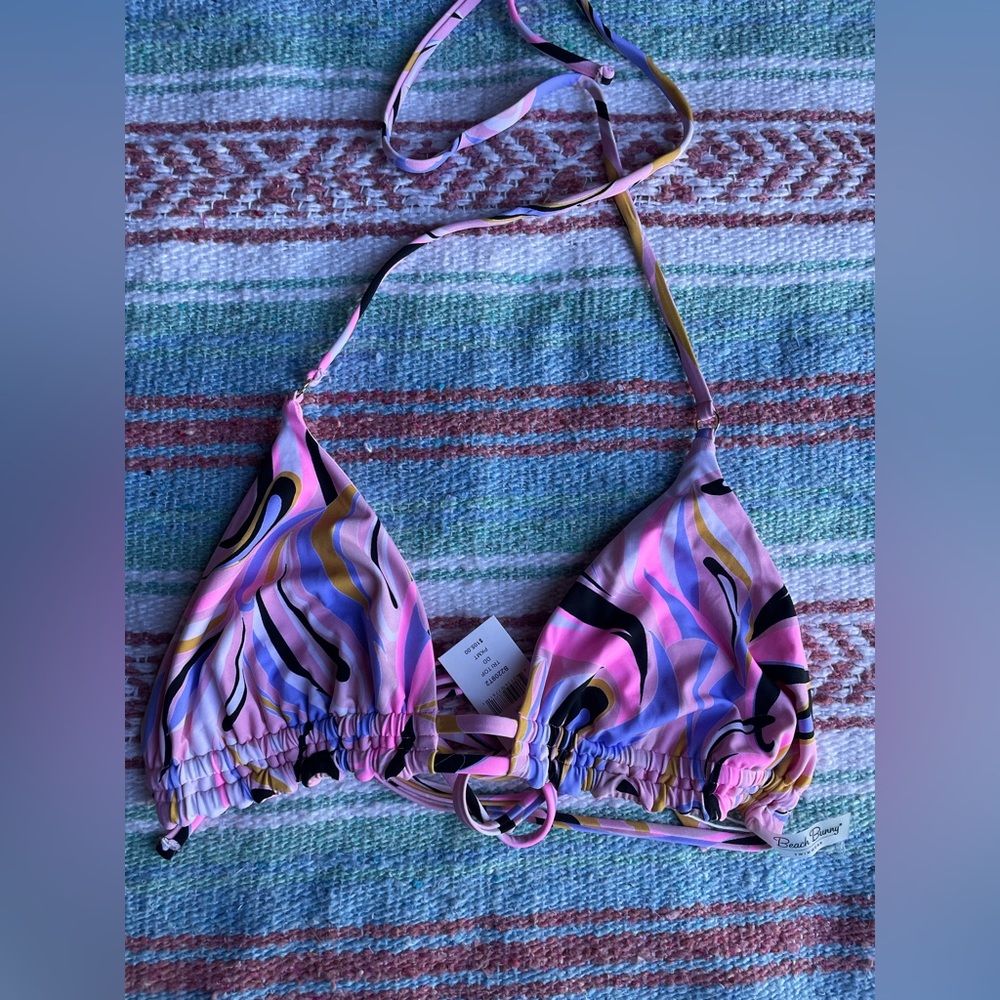Beach Bunny Triangle Top DD